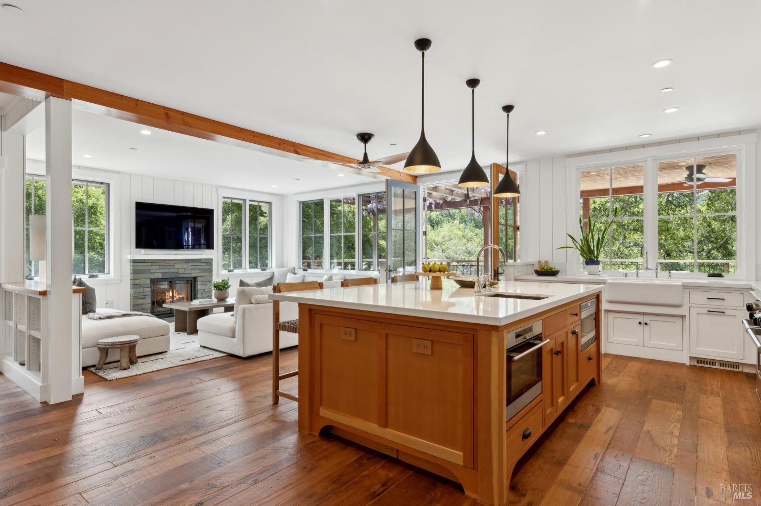 Exceptional Indoor-Outdoor Living in Baywood Canyon