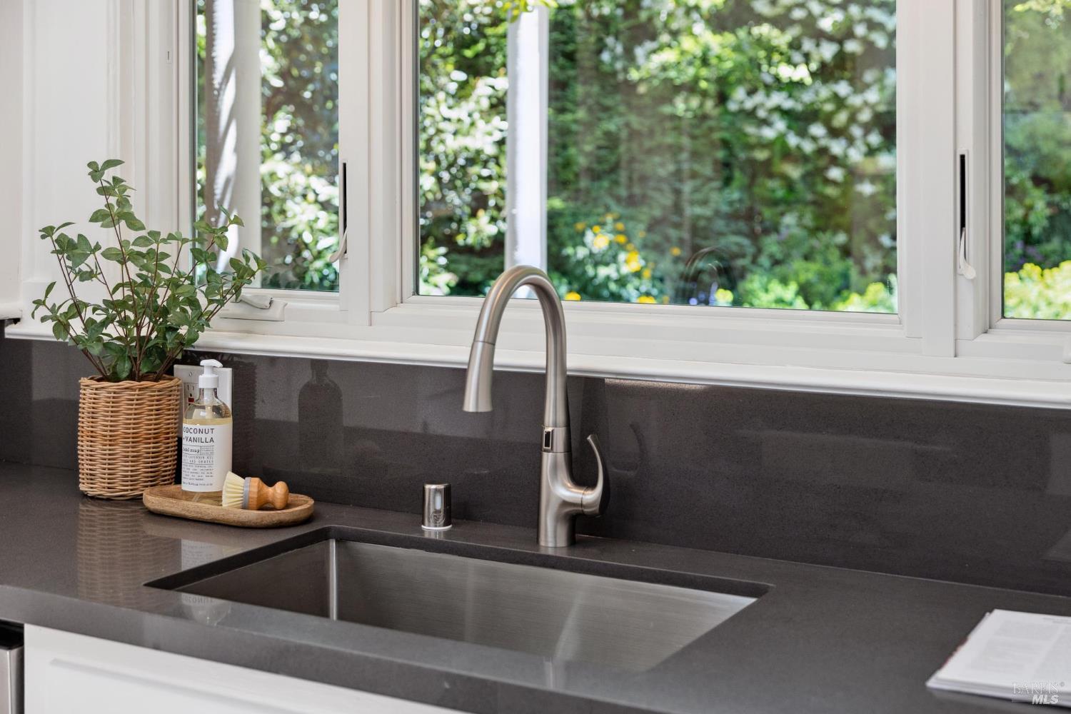 Single Story Charmer in Coveted Flats of Ross