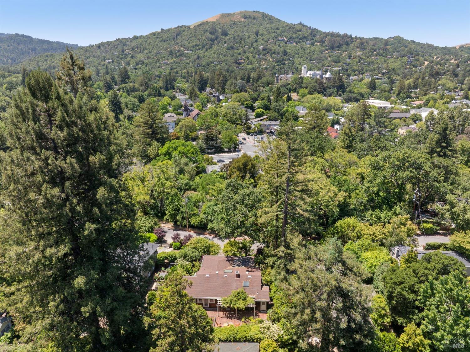 Single Story Charmer in Coveted Flats of Ross