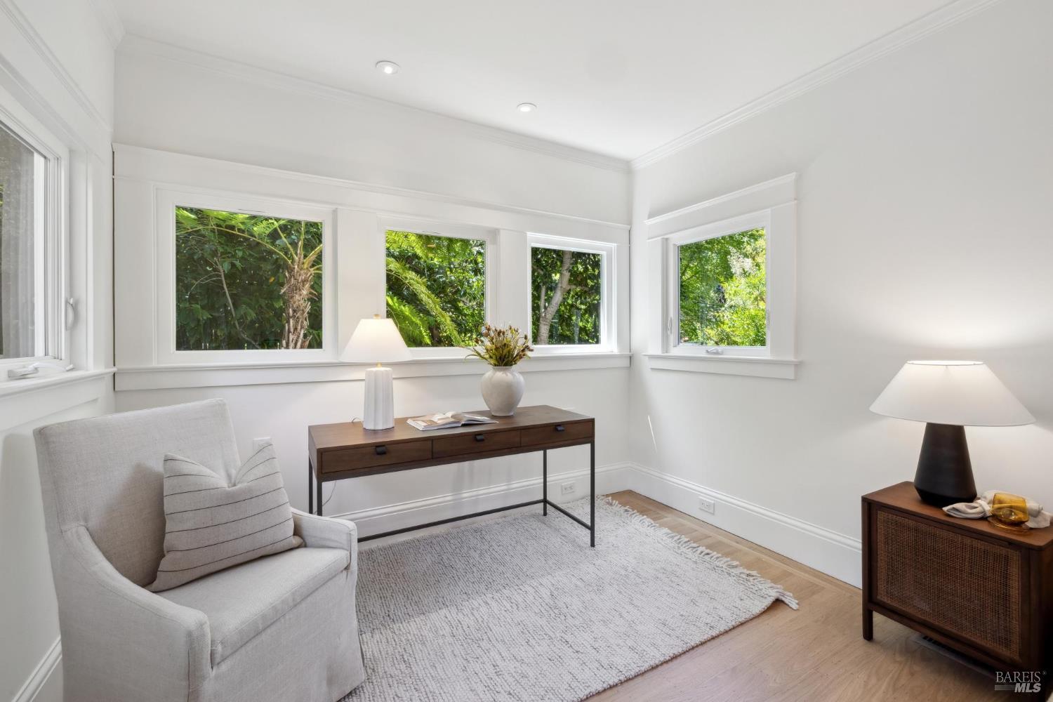 Single Story Charmer in Coveted Flats of Ross