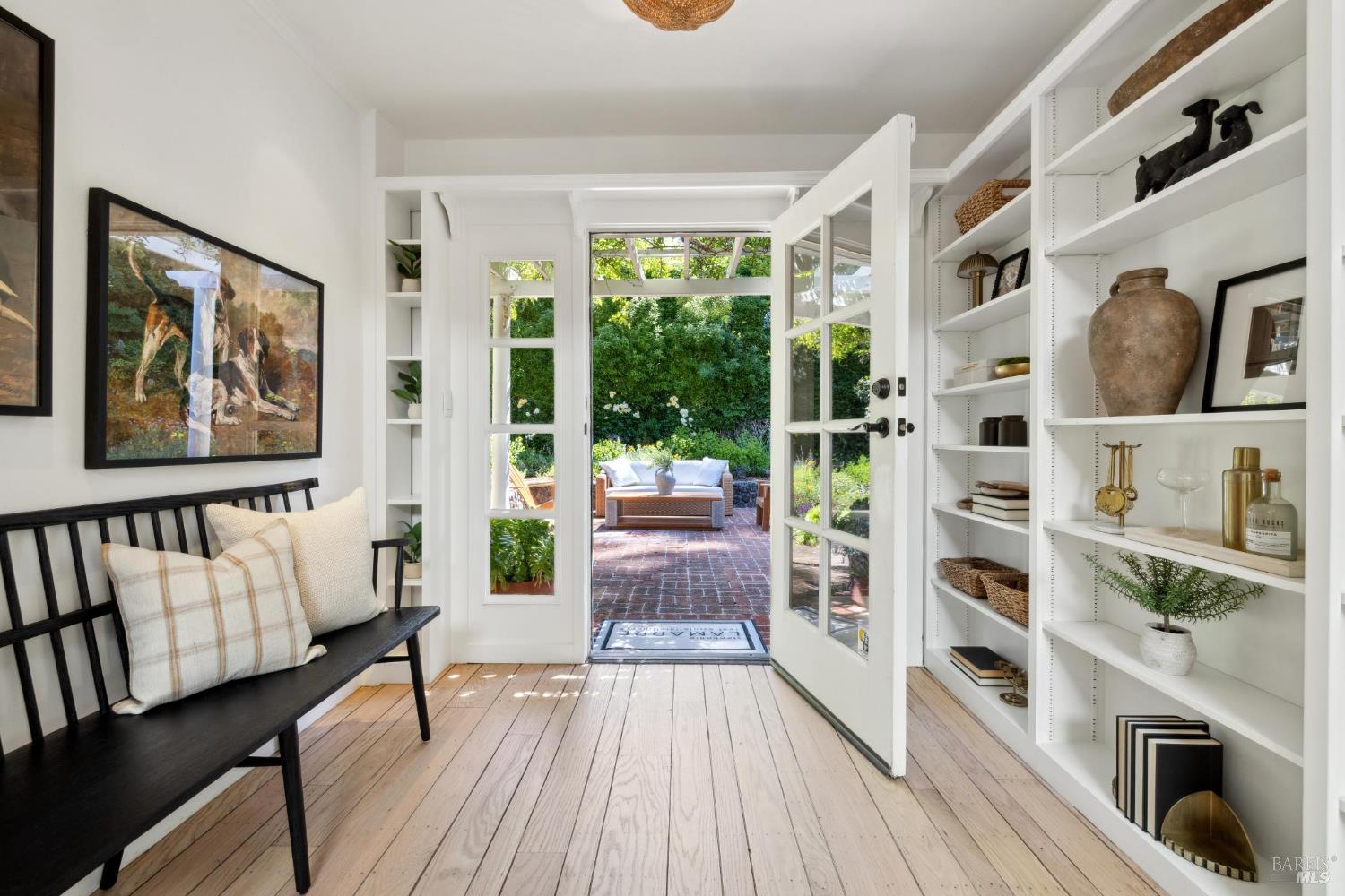 Single Story Charmer in Coveted Flats of Ross