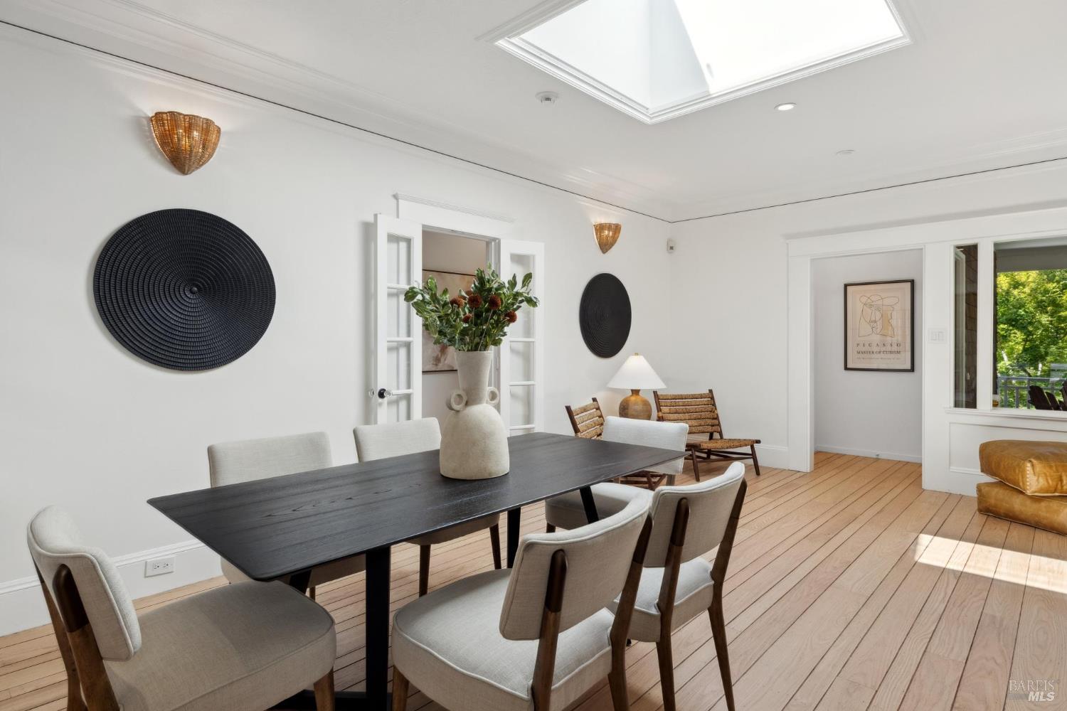 Single Story Charmer in Coveted Flats of Ross