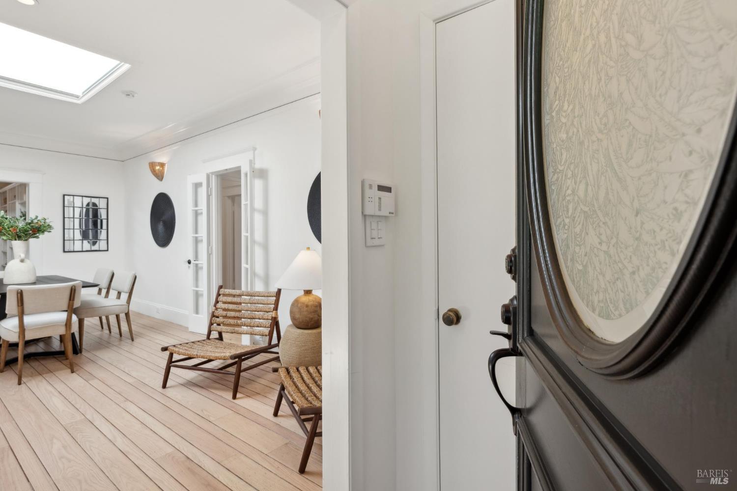 Single Story Charmer in Coveted Flats of Ross