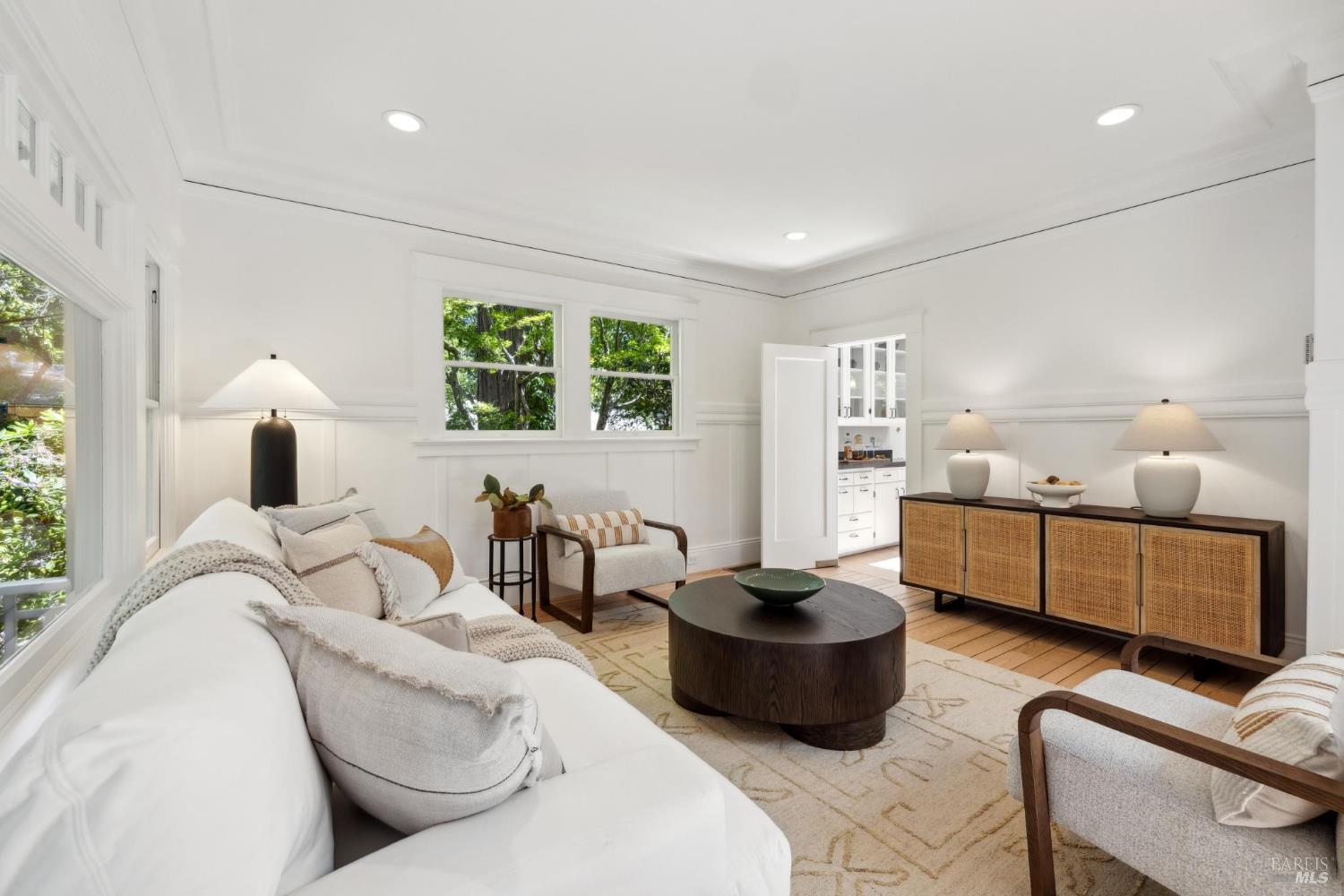 Single Story Charmer in Coveted Flats of Ross