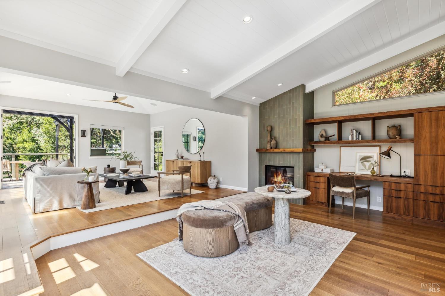 Modern Retreat In Prime Homestead Valley