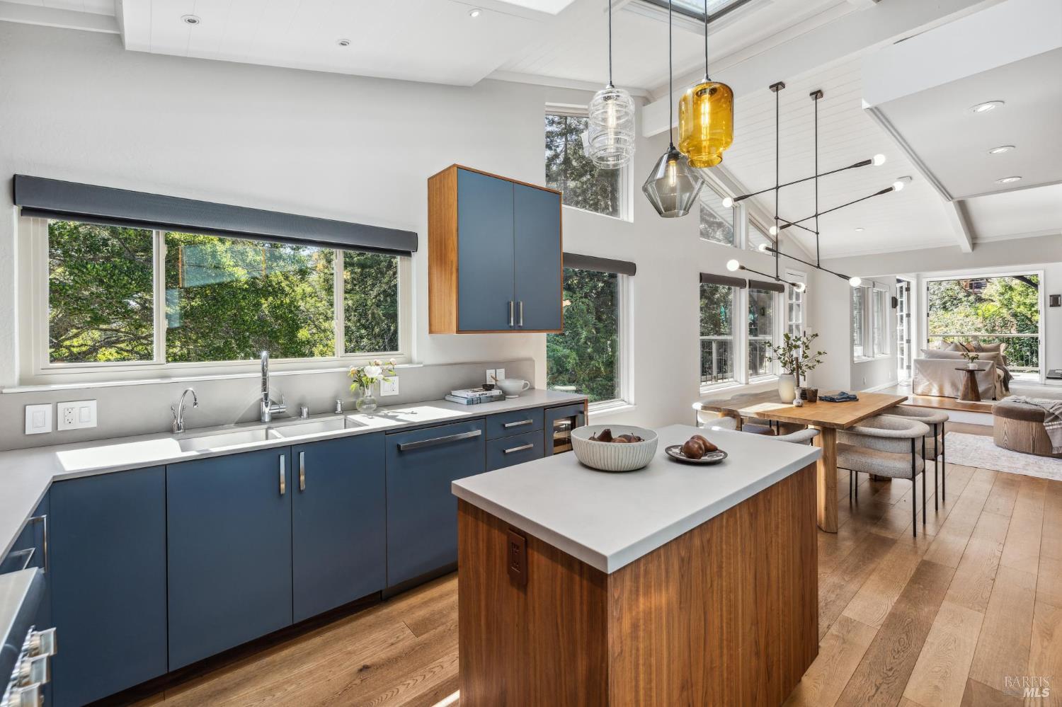 Modern Retreat In Prime Homestead Valley