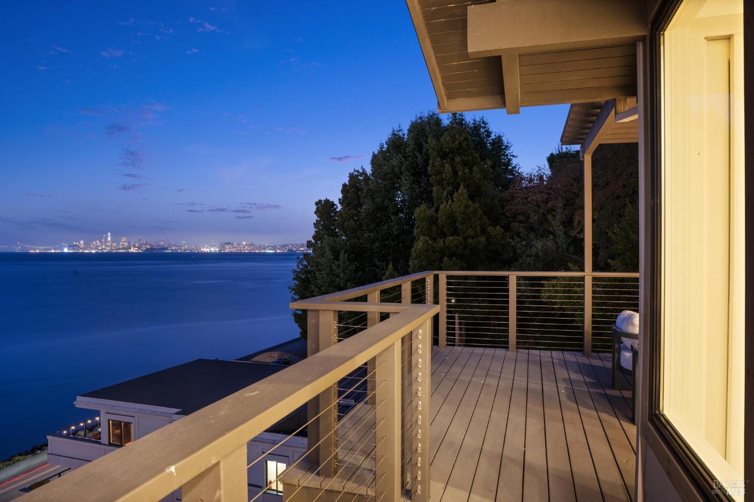 4 Bulkley Ave