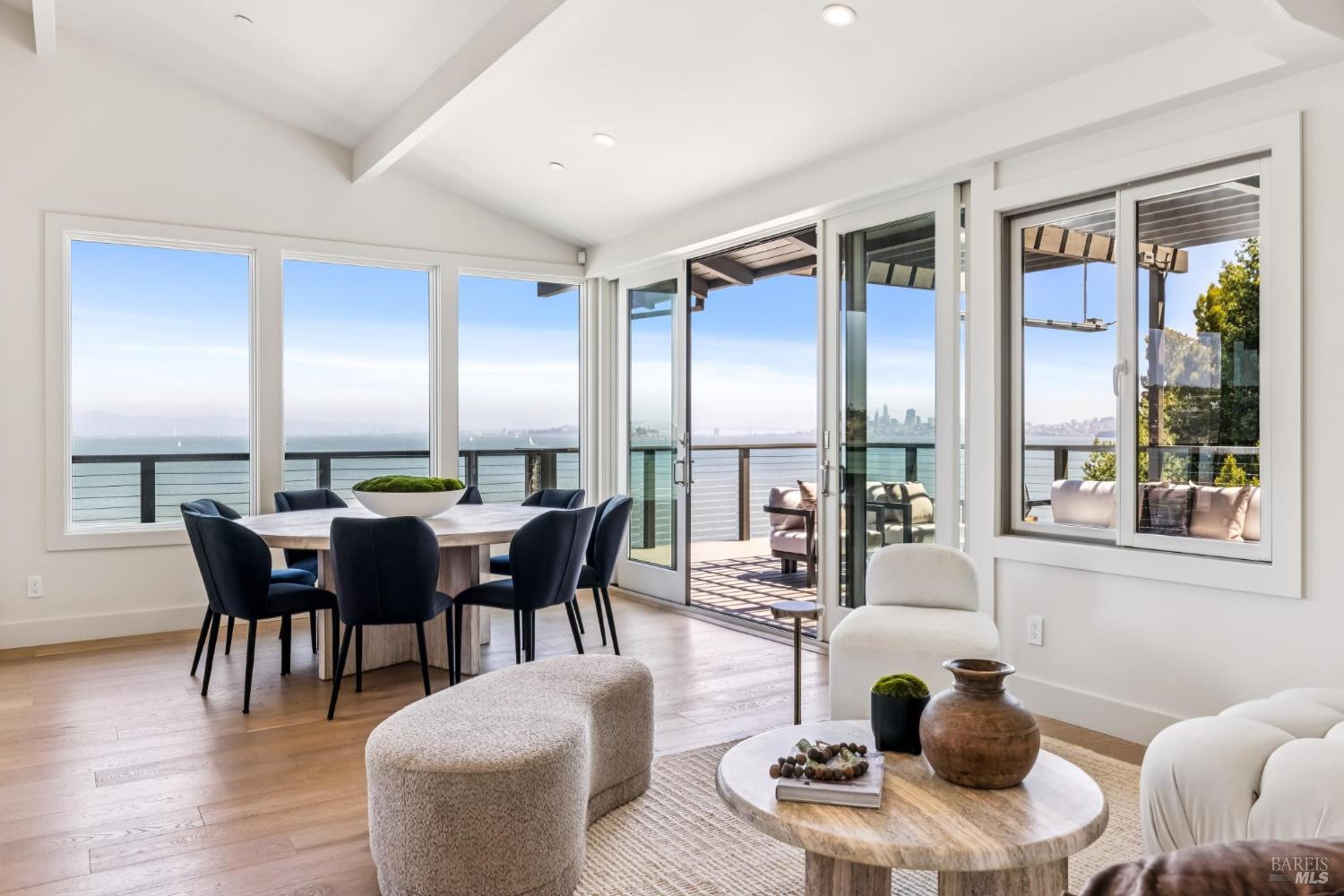 4 Bulkley Ave