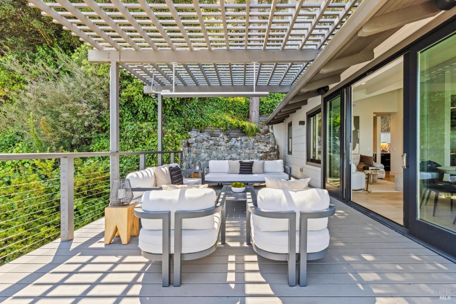 4 Bulkley Ave
