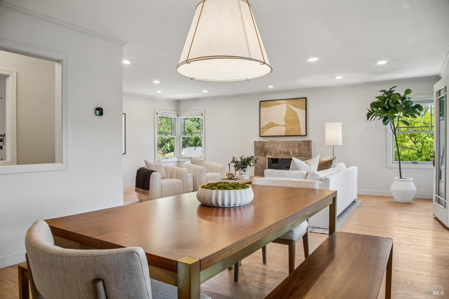 31 Irving Dr