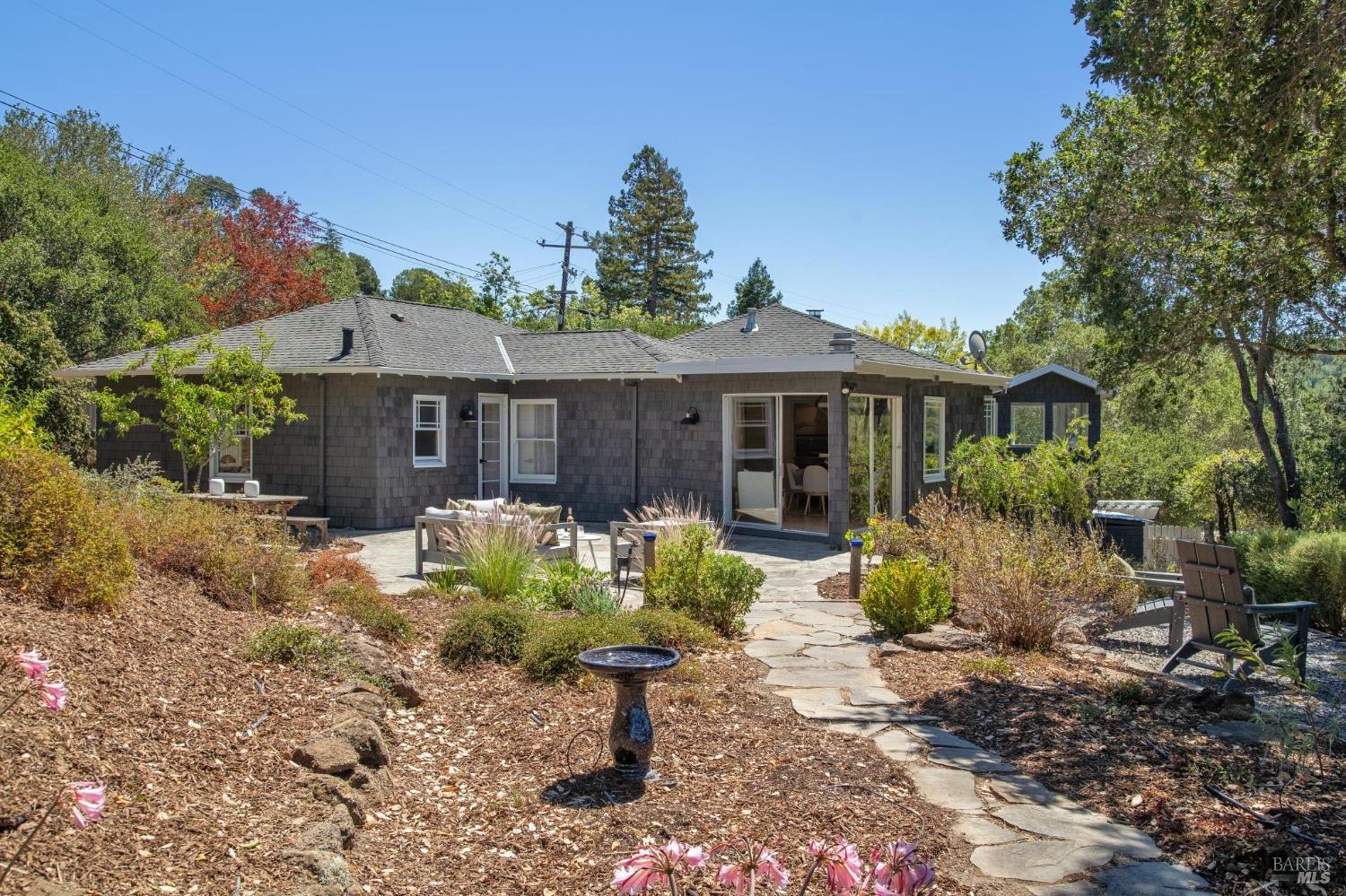 31 Irving Dr