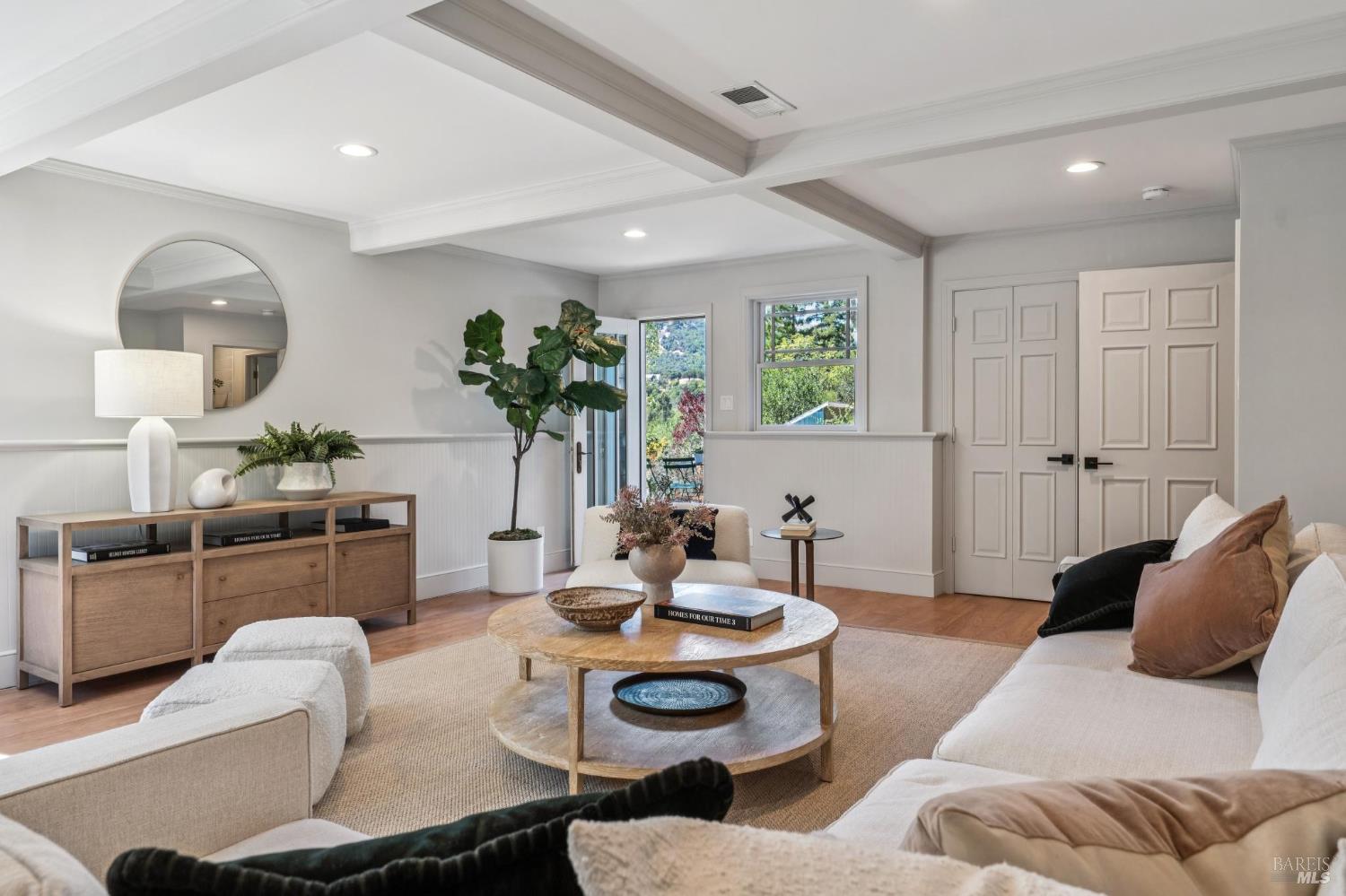 31 Irving Dr