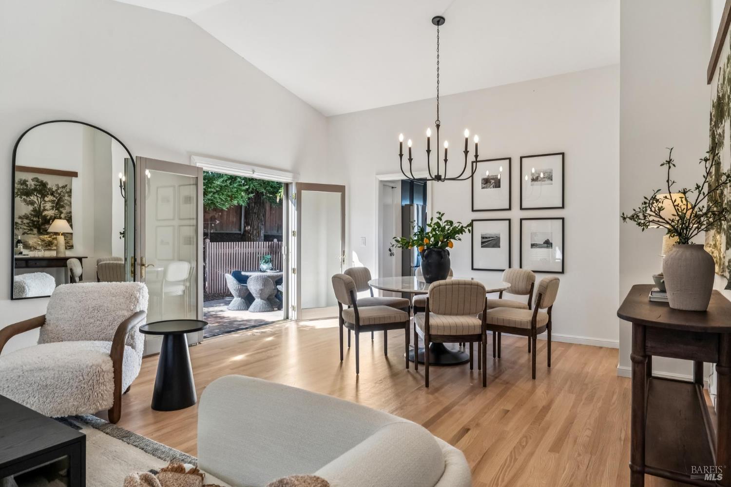 Peaceful Cul-de-Sac Location in Coveted Neighborhood