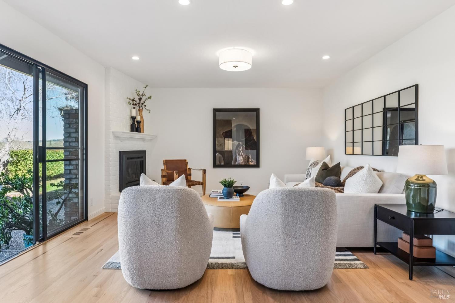 Peaceful Cul-de-Sac Location in Coveted Neighborhood