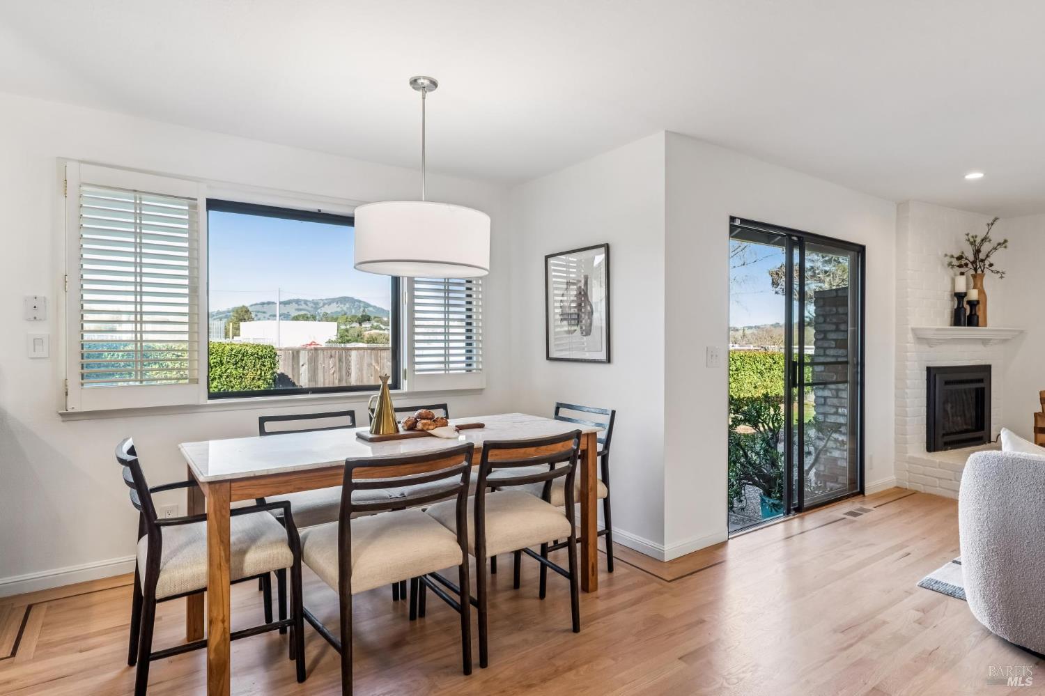 Peaceful Cul-de-Sac Location in Coveted Neighborhood