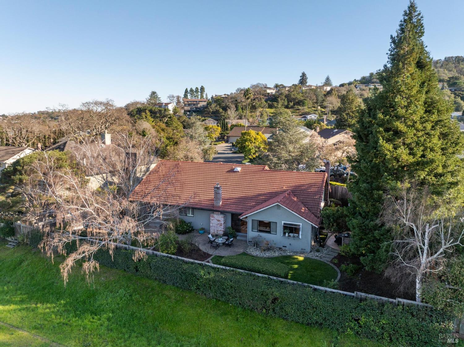 Peaceful Cul-de-Sac Location in Coveted Neighborhood