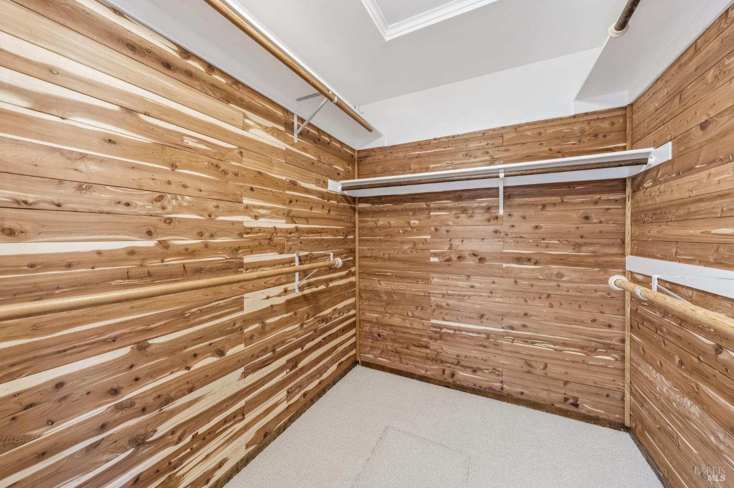 Peaceful Cul-de-Sac Location in Coveted Neighborhood