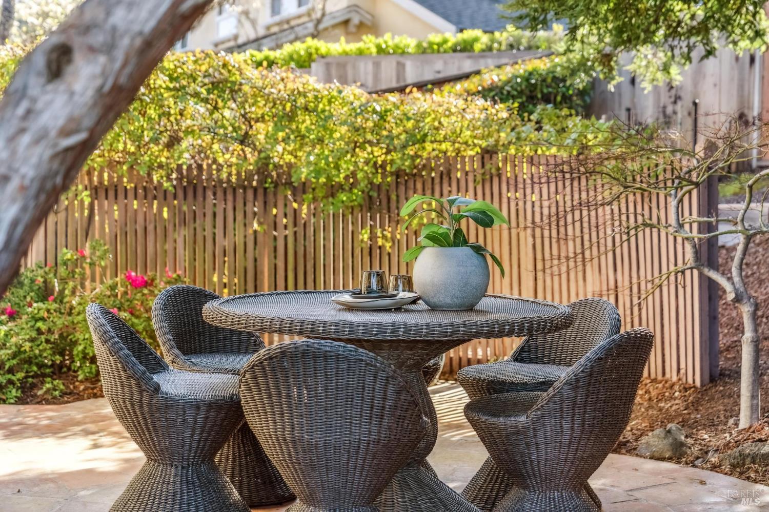 Peaceful Cul-de-Sac Location in Coveted Neighborhood