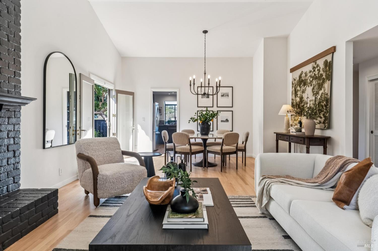 Peaceful Cul-de-Sac Location in Coveted Neighborhood