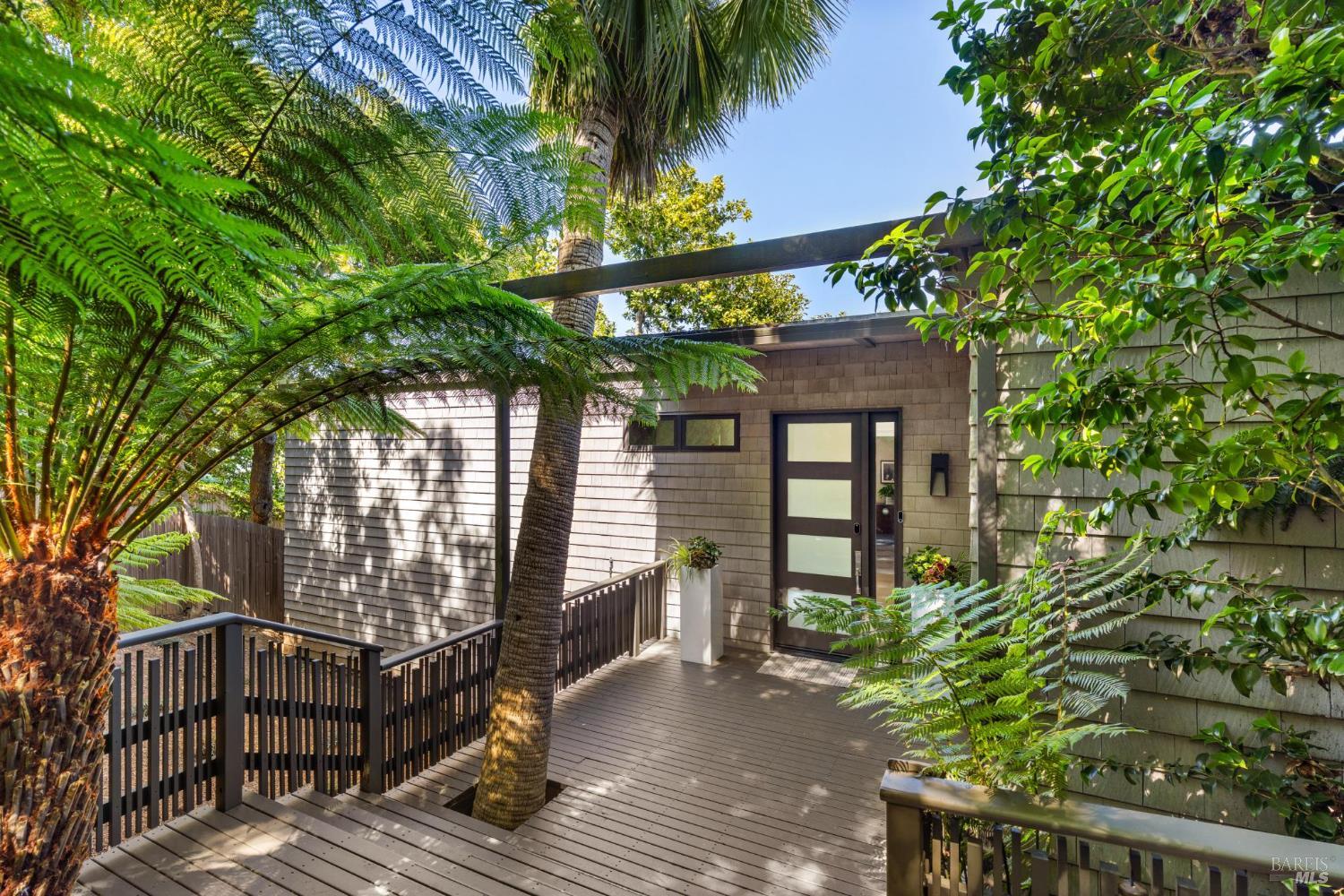 290 Beach Road