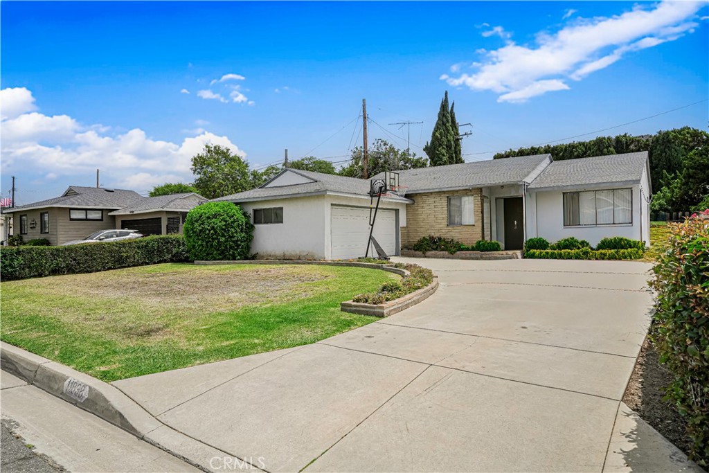 11838 Rimrock Drive