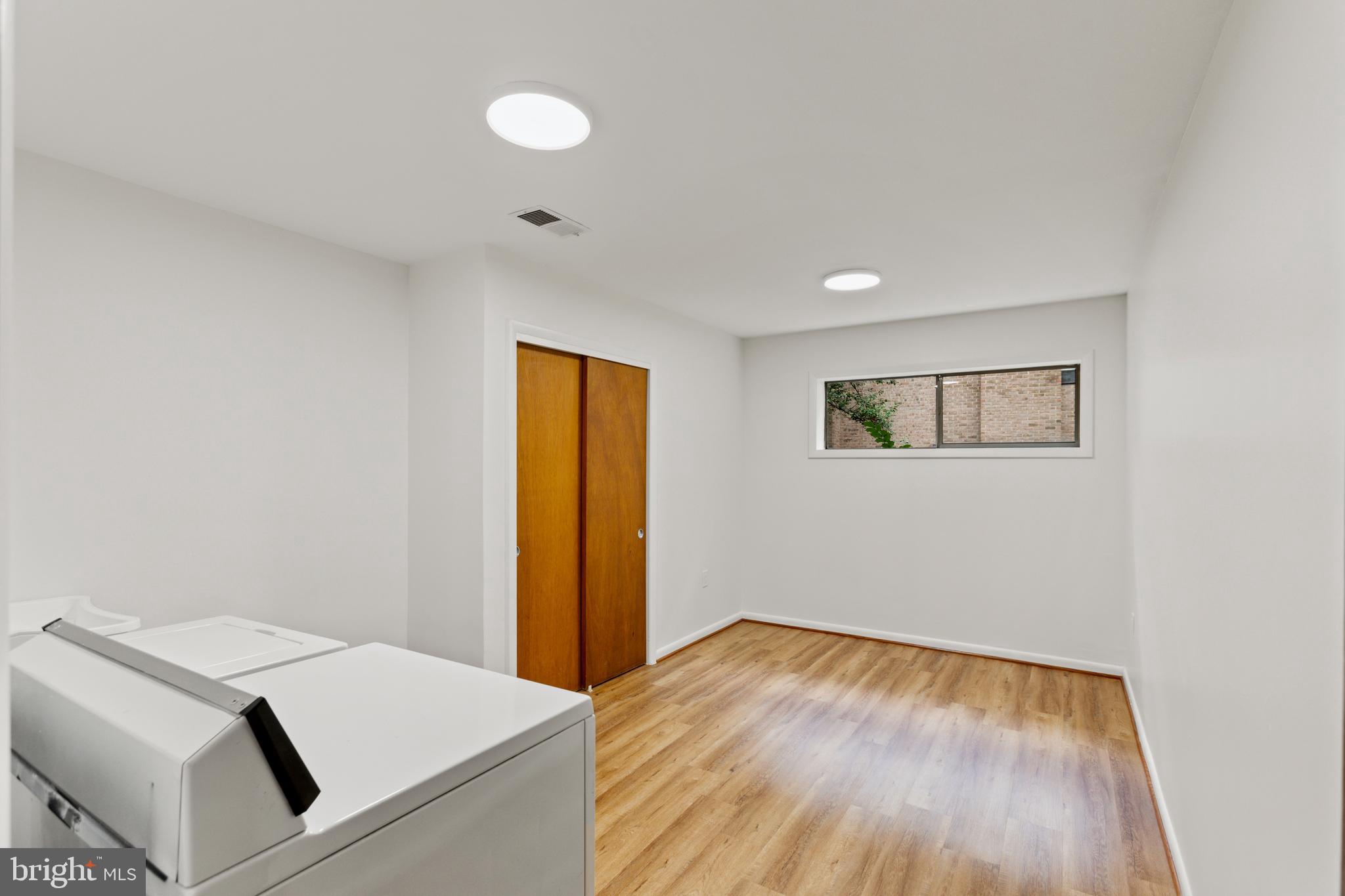 2103 Lirio Ct