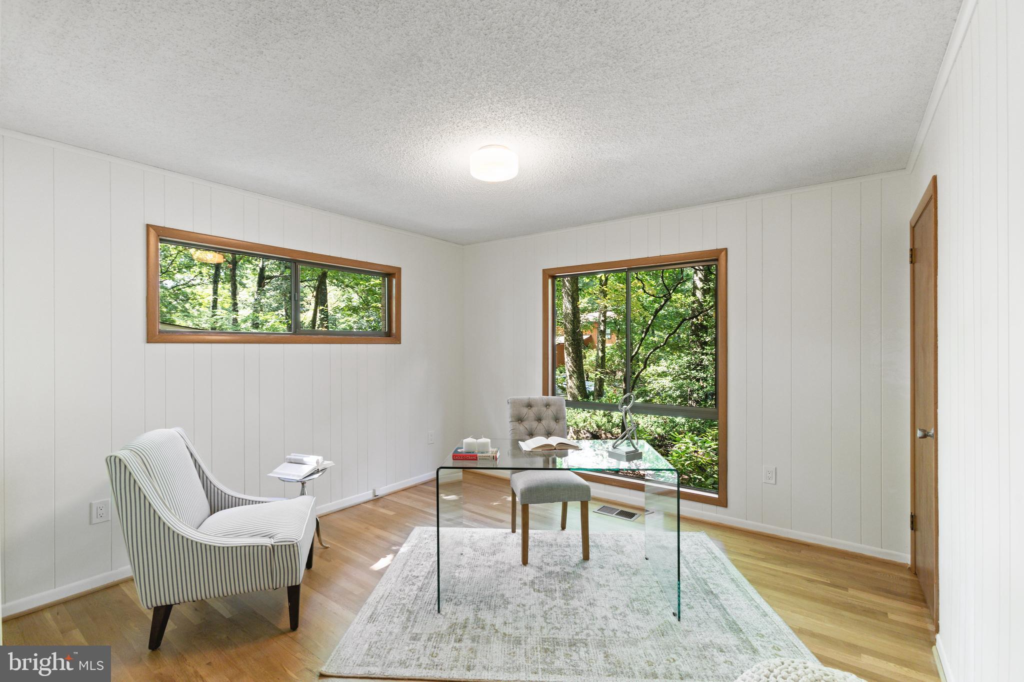 2103 Lirio Ct