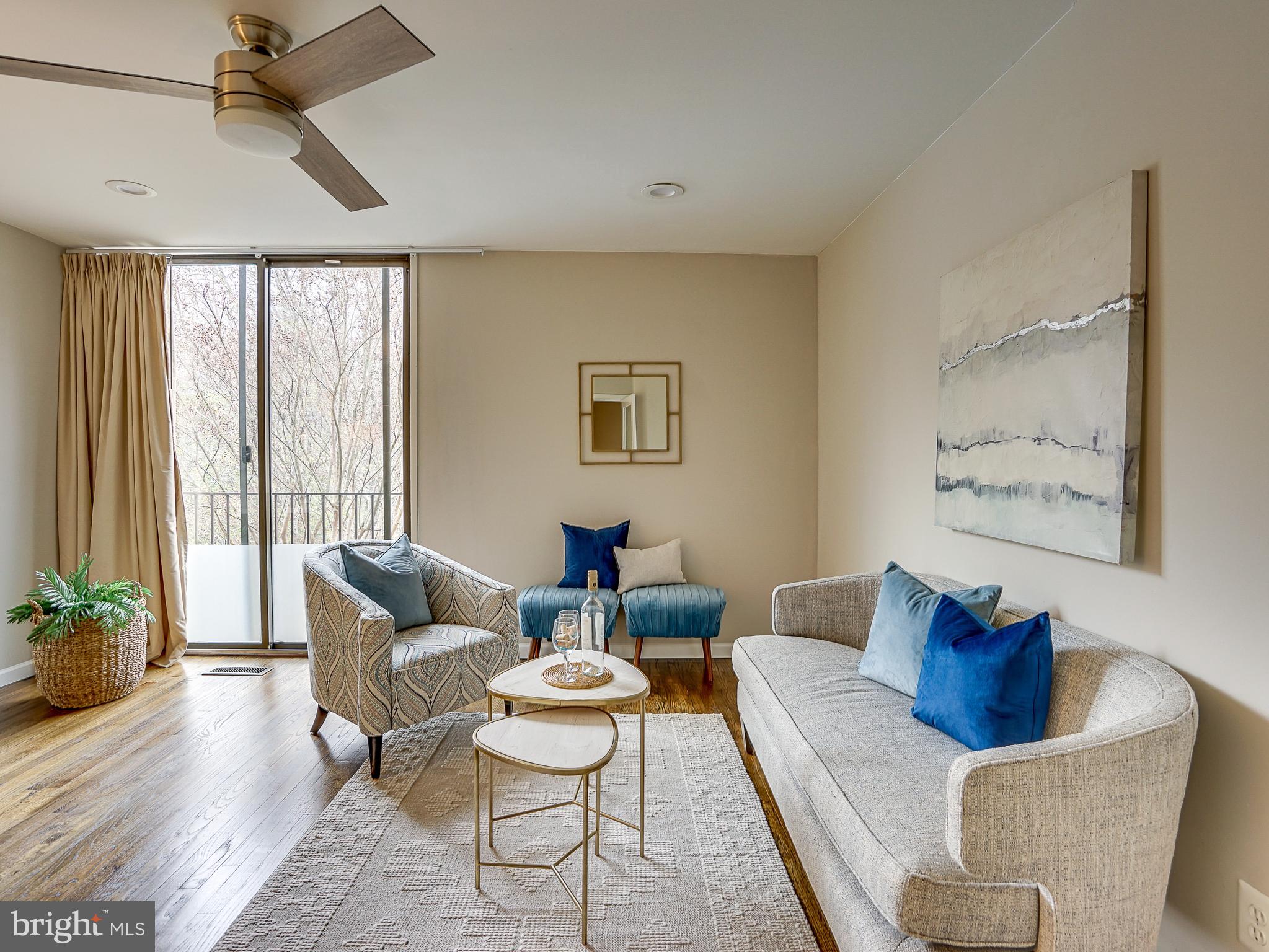 11475 Washington Plz W