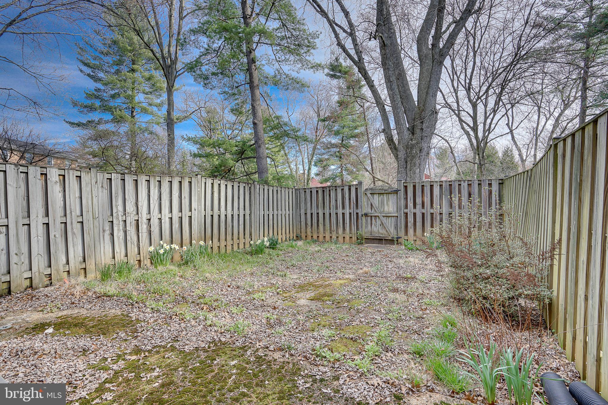 225 Commons Dr NW