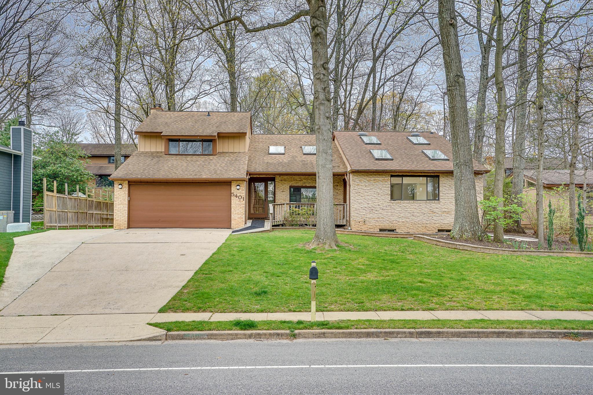 5401 Sideburn Rd