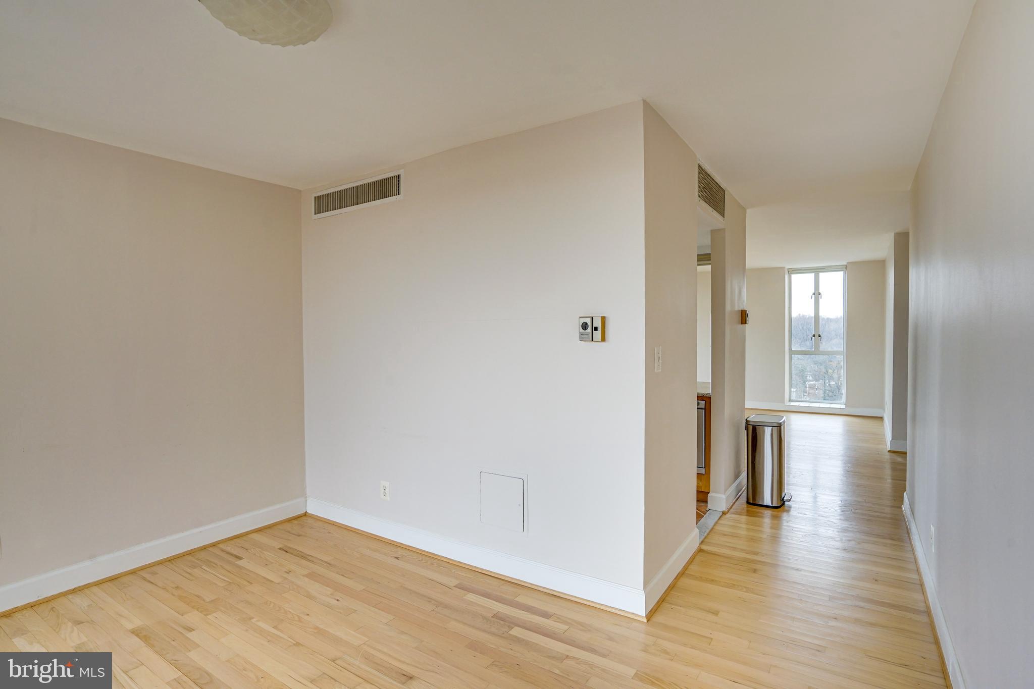 11400 WASHINGTON PLAZA W 1403