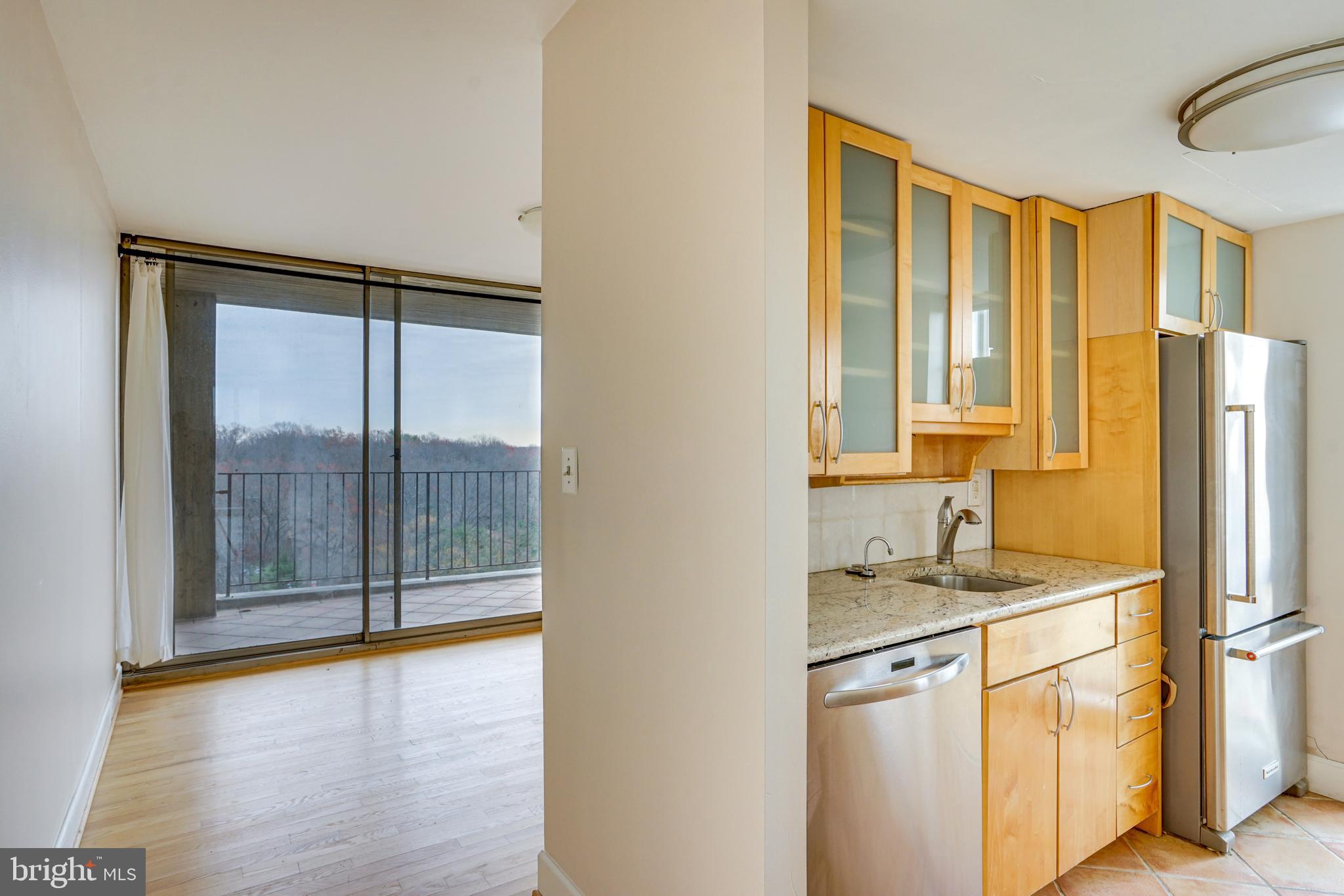 11400 WASHINGTON PLAZA W 1403