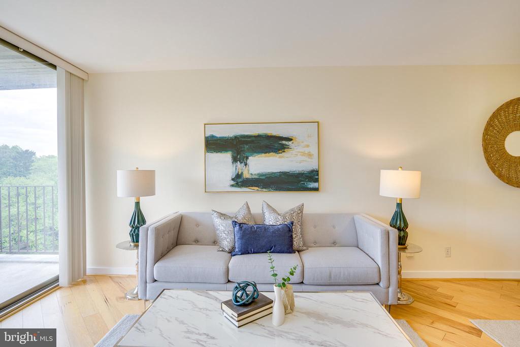 11400 Washington Plaza W #802