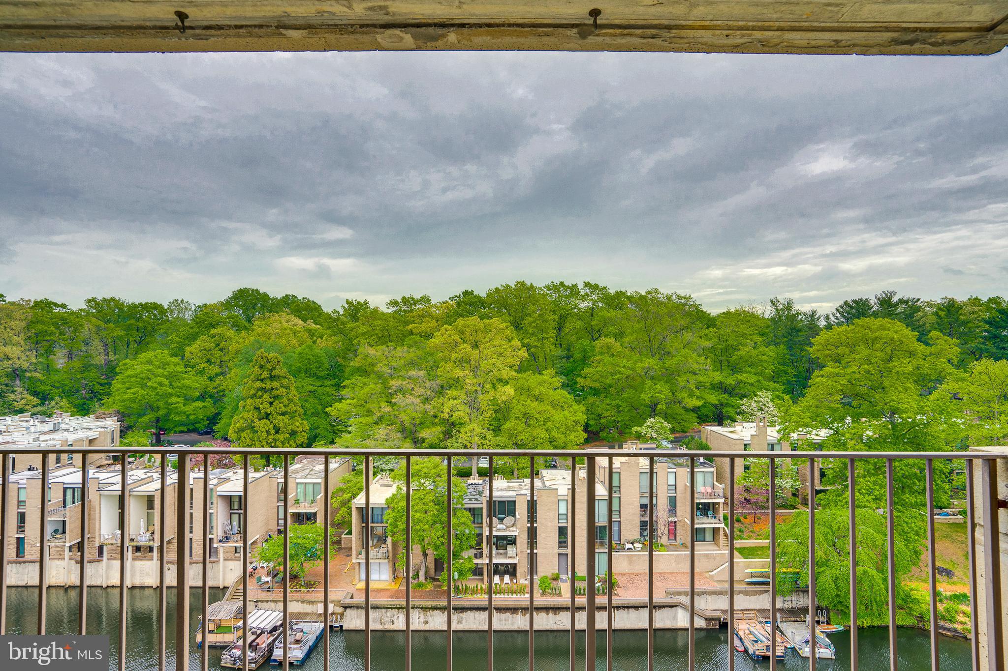 11400 Washington Plaza W #802