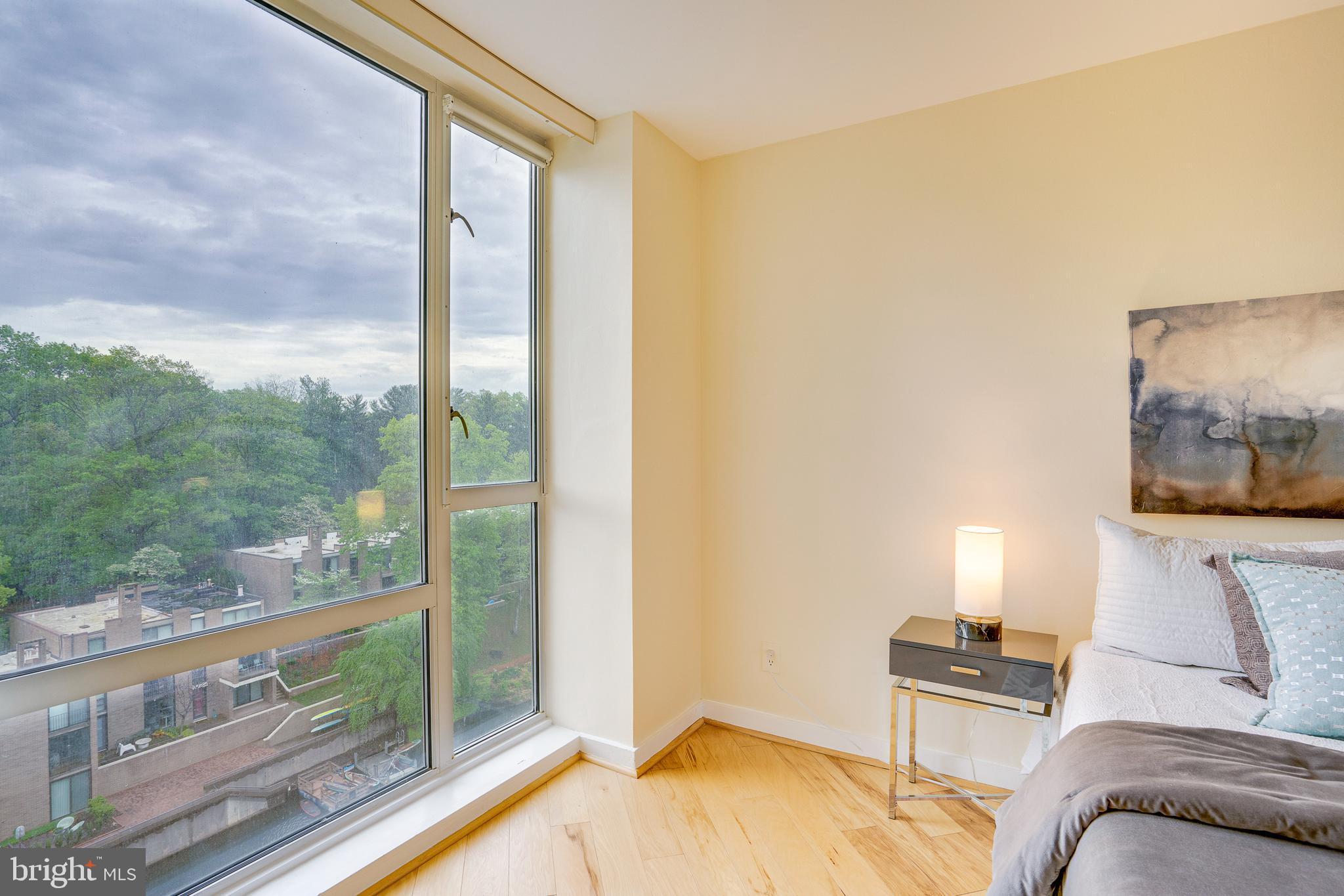 11400 Washington Plaza W #802