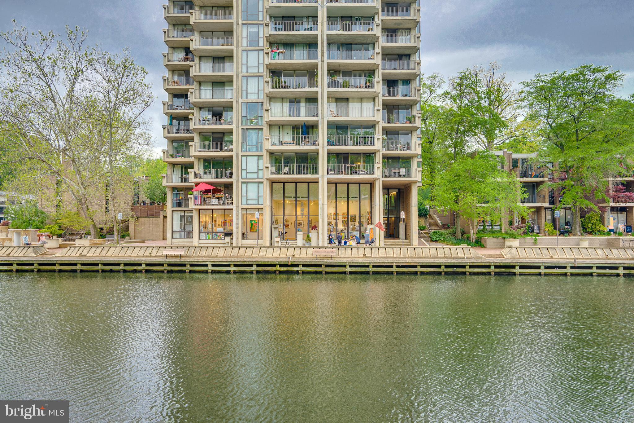 11400 Washington Plaza W #802