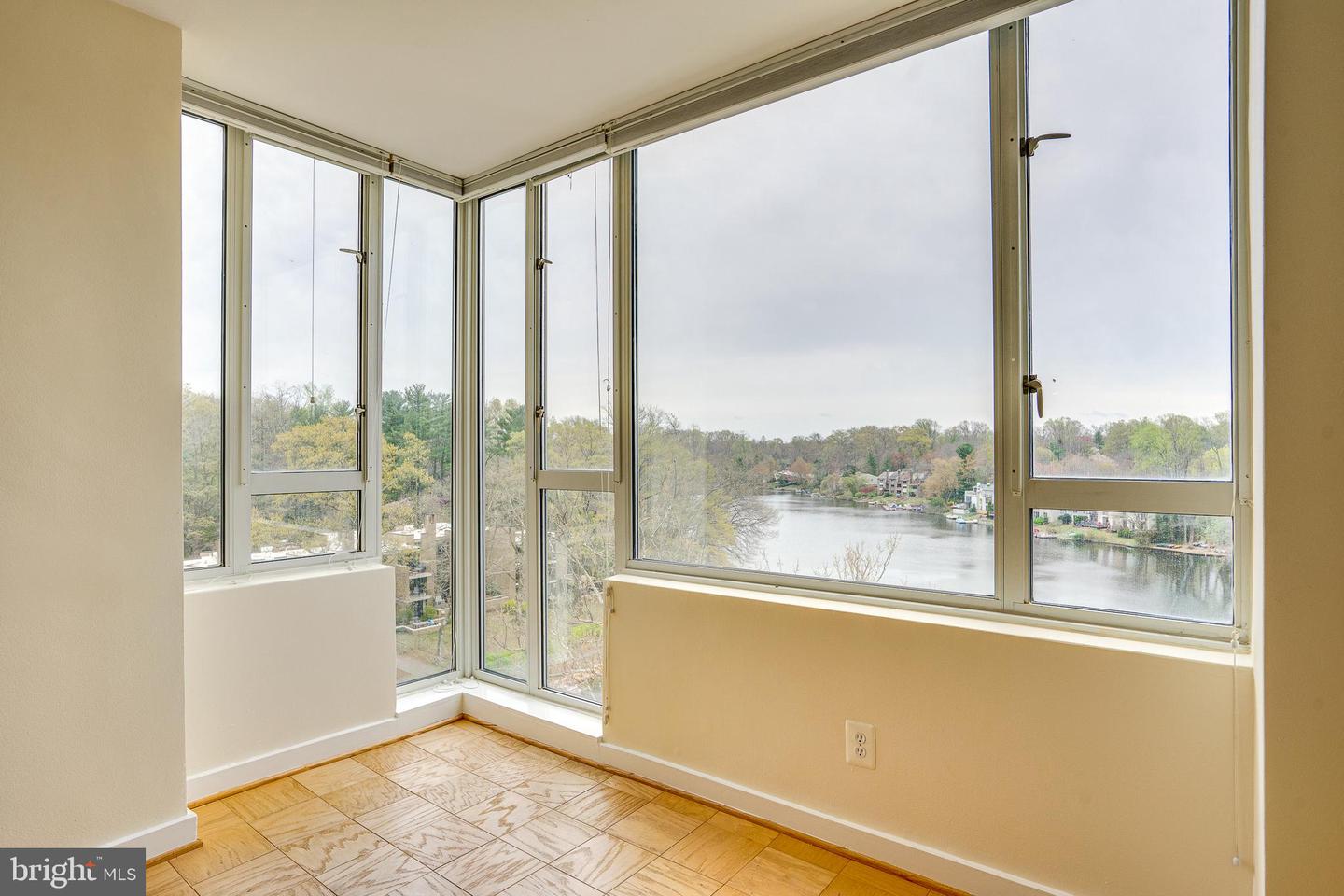11400 Washington Plz W #803
