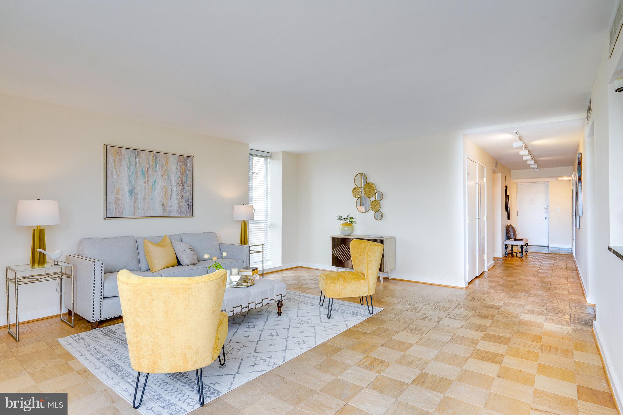 11400 Washington Plz W #803