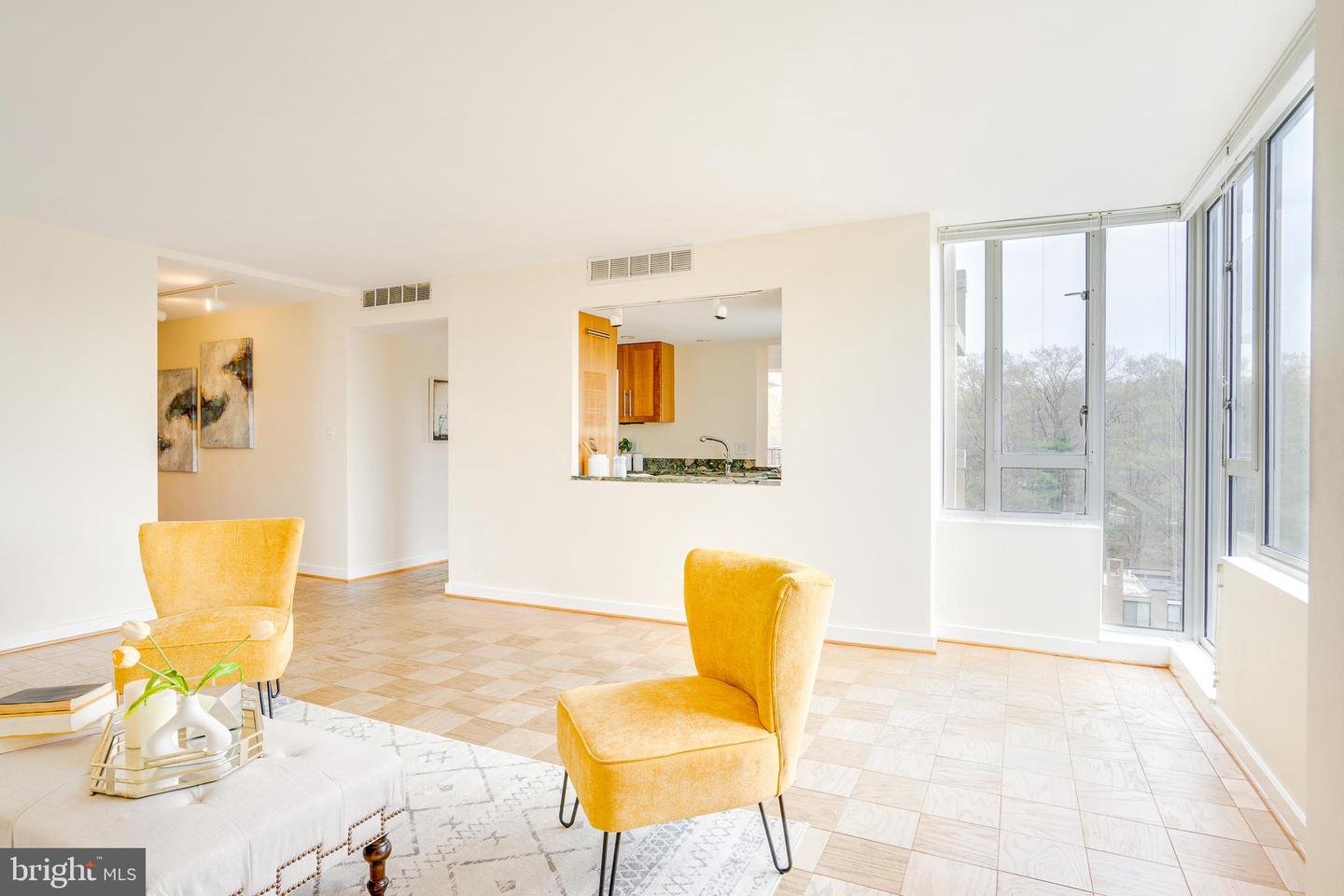11400 Washington Plz W #803