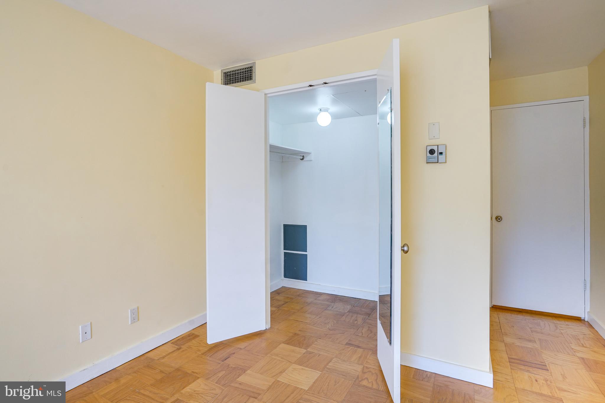 11400 Washington Plz W #702
