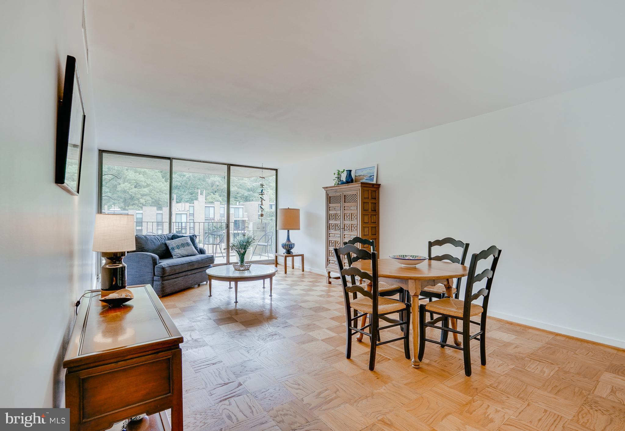 11400 Washington Plz W #202