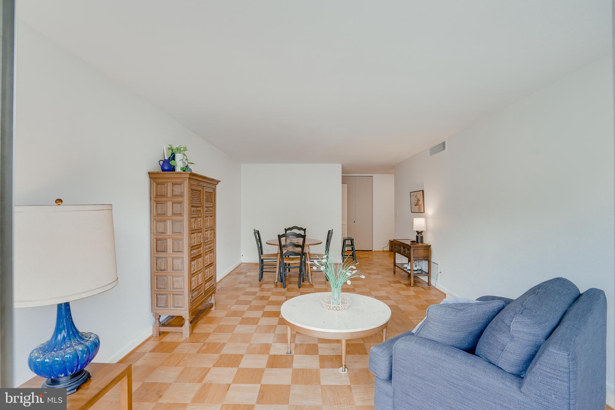 11400 Washington Plz W #202