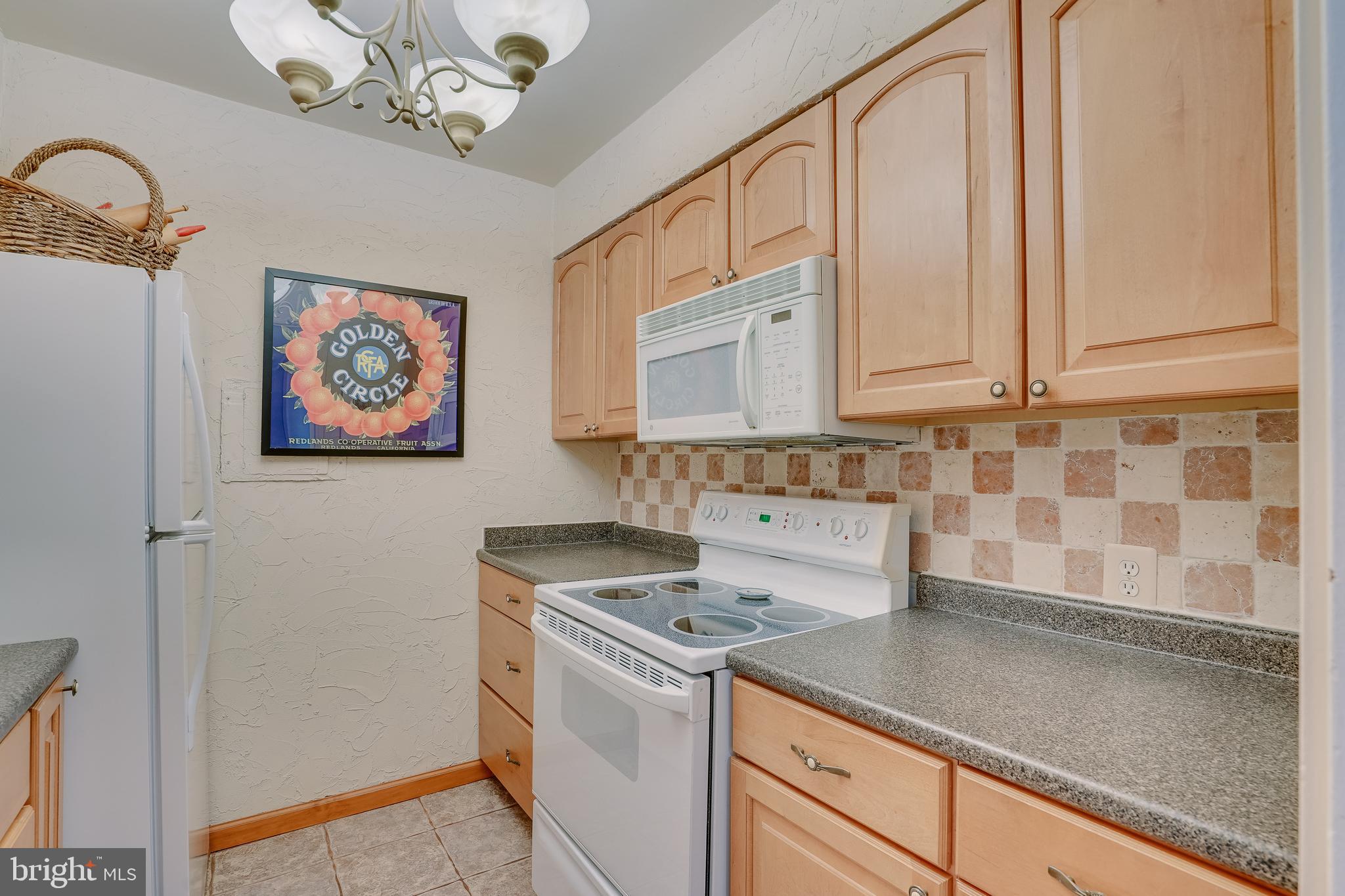 11400 Washington Plz W #202