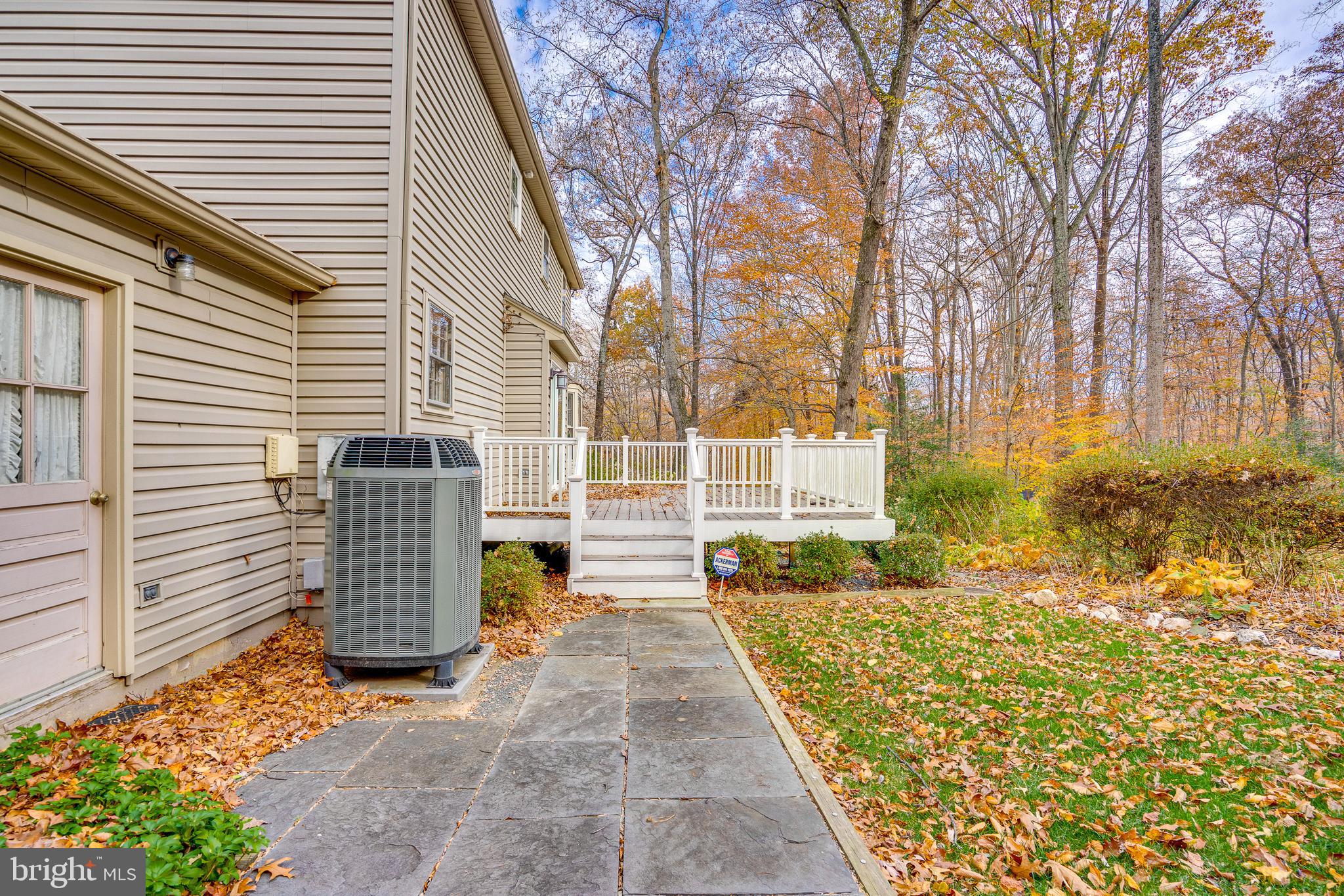 10993 HIGHRIDGE STREET