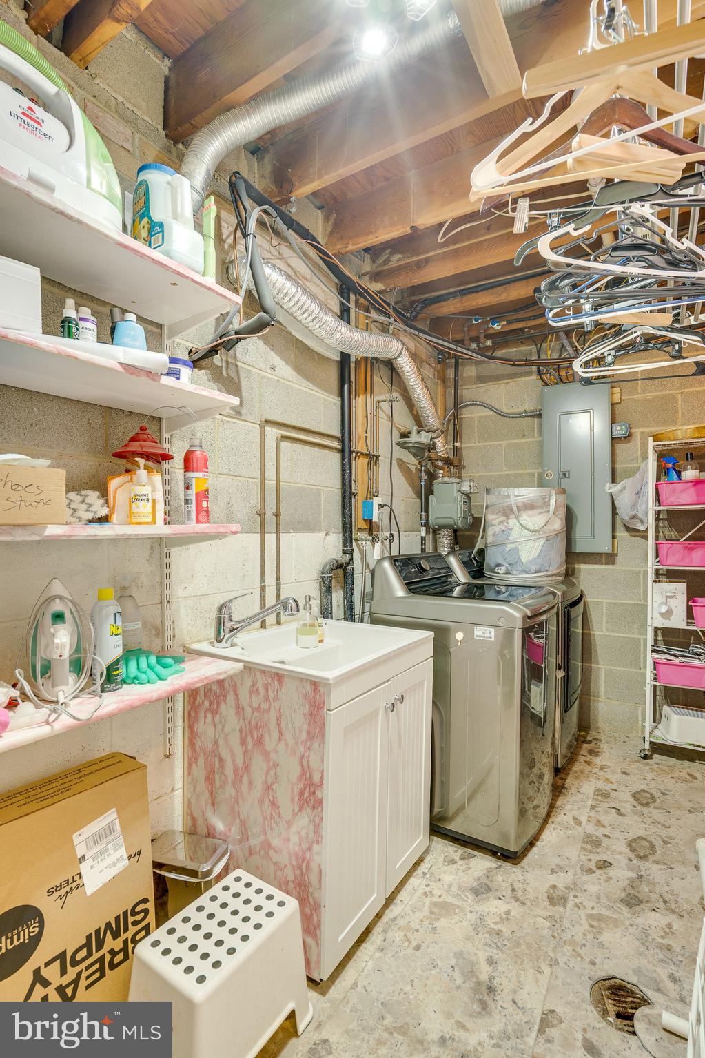 1640 WAINWRIGHT DRIVE