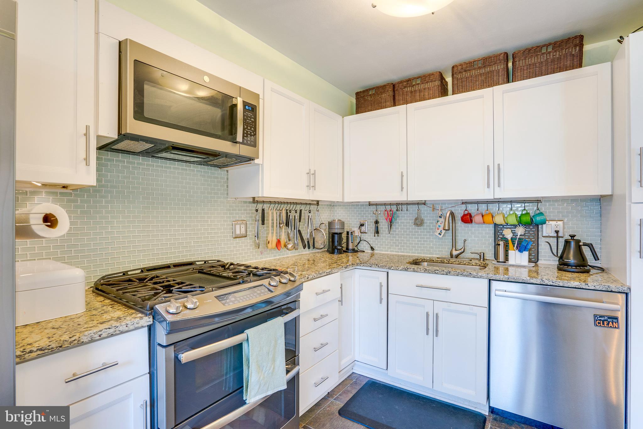 1640 WAINWRIGHT DRIVE