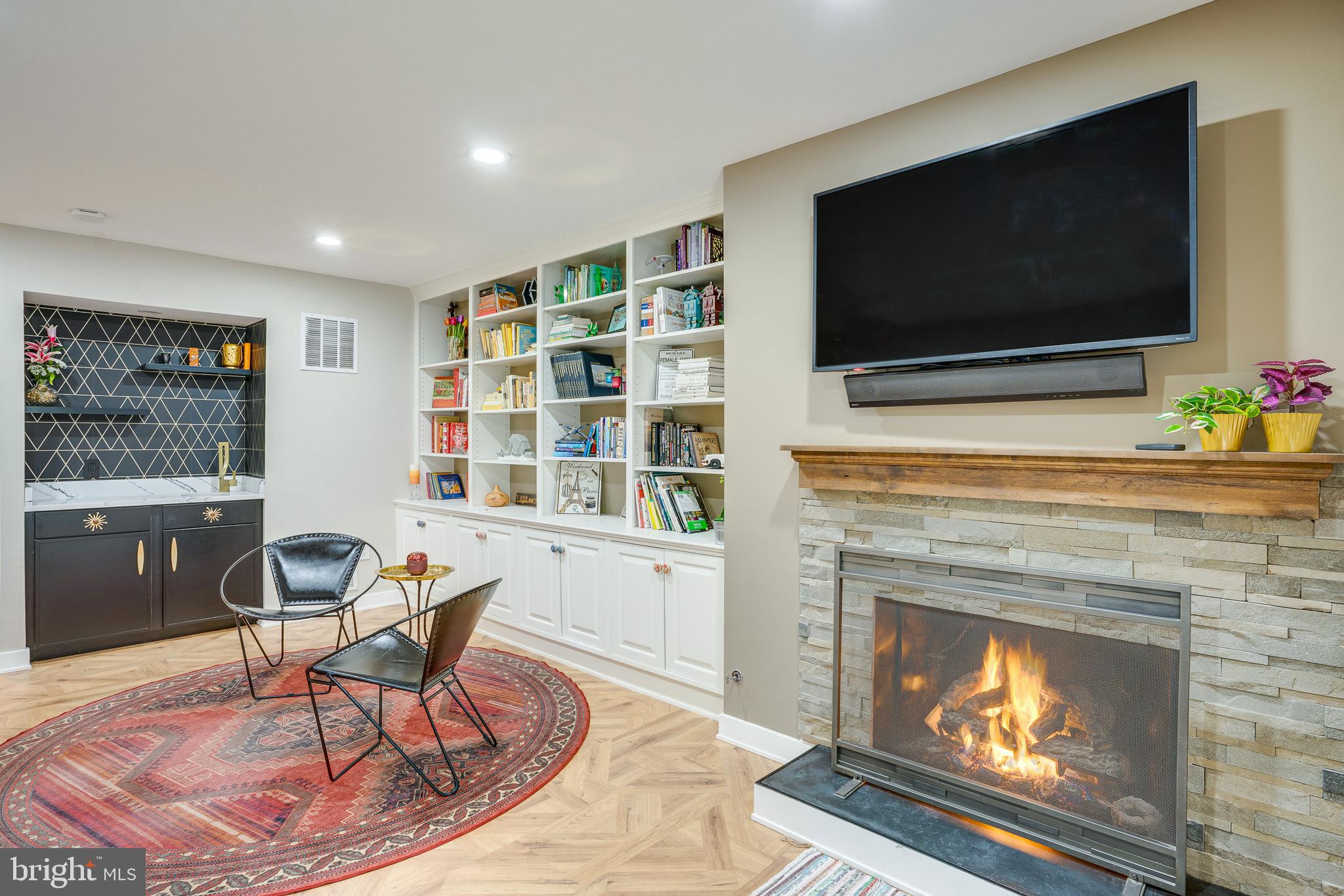 1640 WAINWRIGHT DRIVE