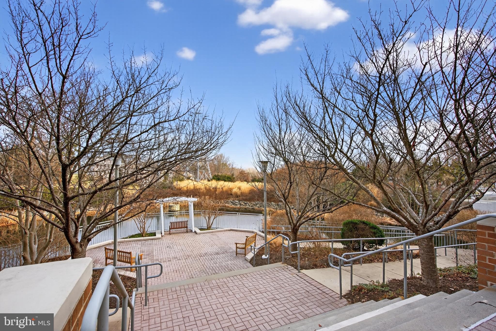 11800 SUNSET HILLS ROAD 608