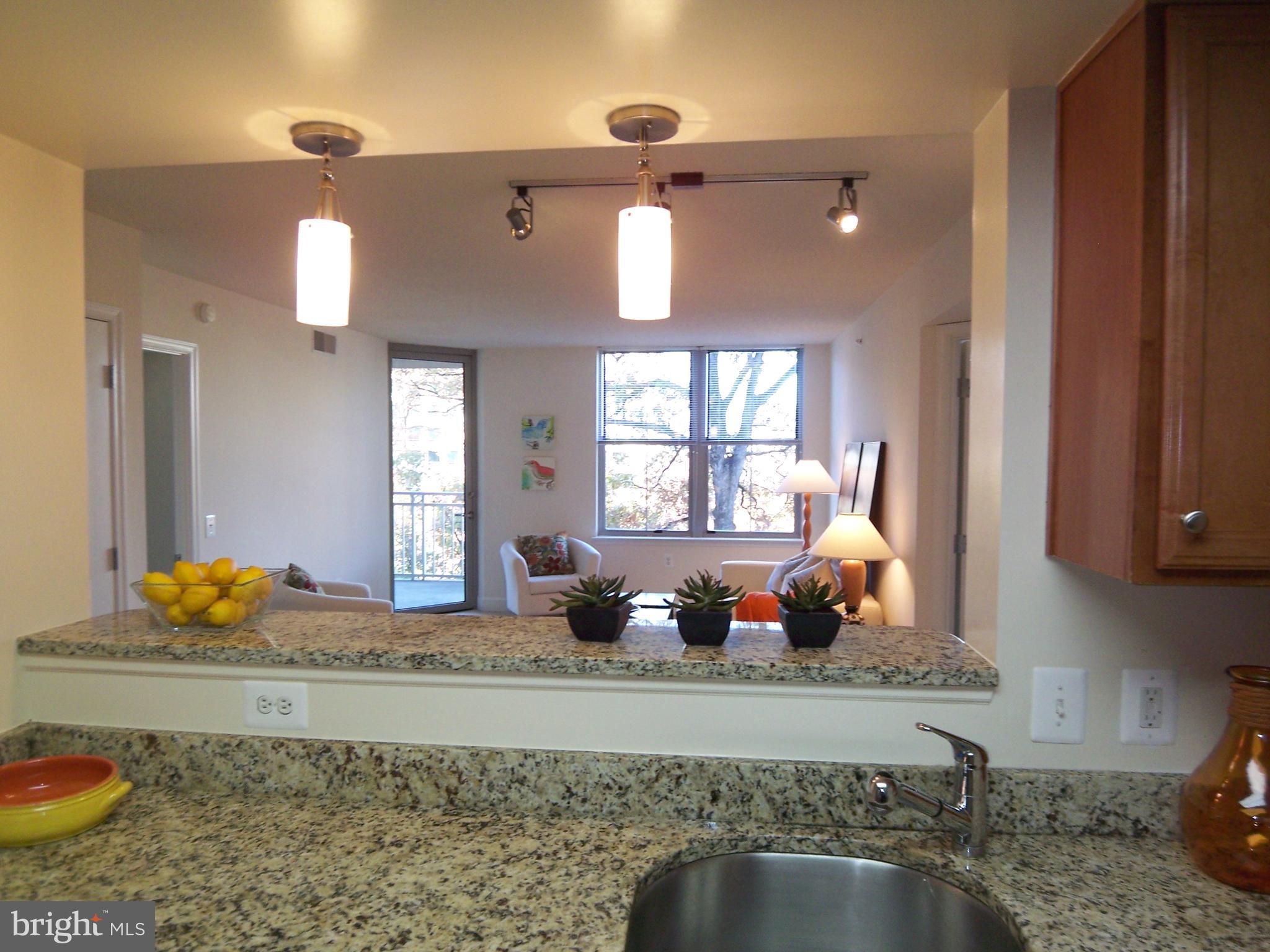 11800 SUNSET HILLS ROAD 608