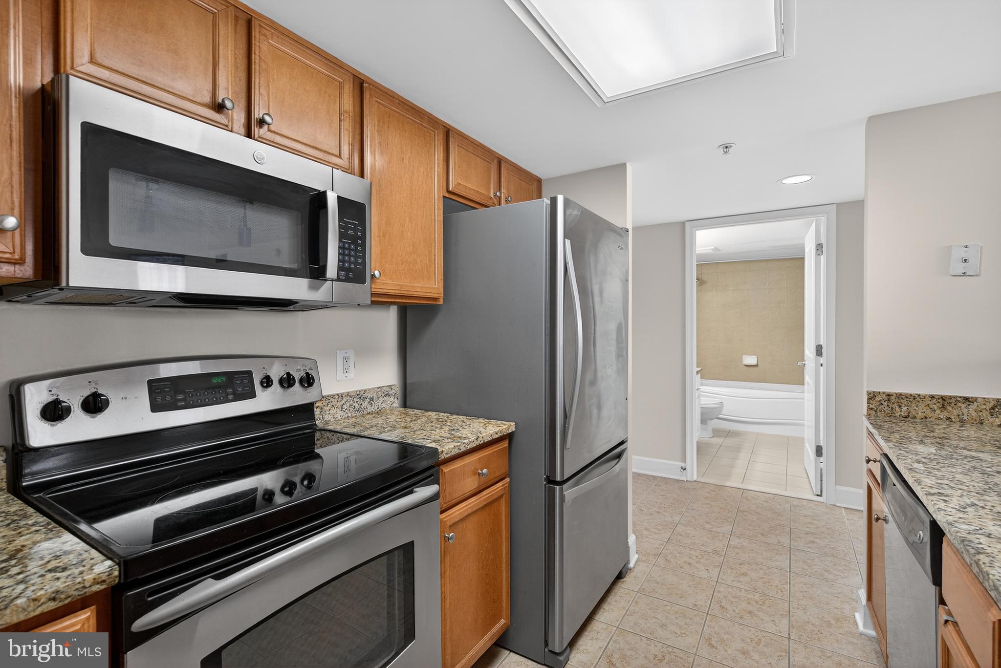 11800 SUNSET HILLS ROAD 608